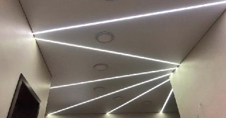 Световые линии на потолке Пугачёв, цена от 2644 руб.